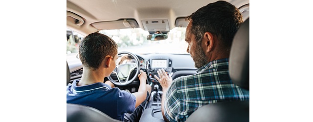 Le permis de conduire jeune