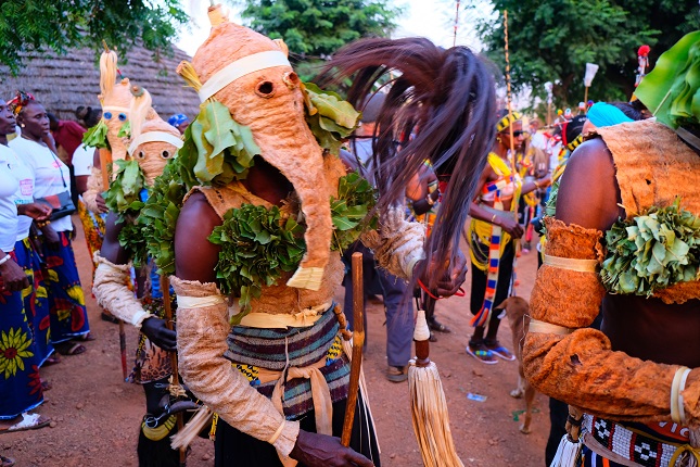 Sénégégal oriental : cérémonie des masques